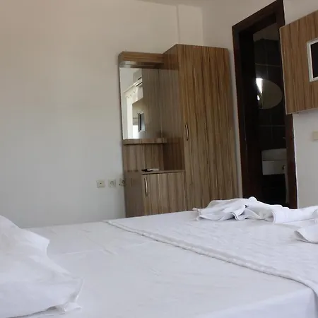 Pearl Of 3* مرمريس