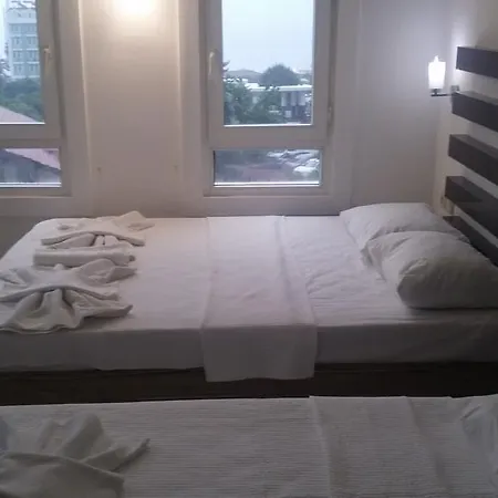 Otel Pearl Of 2*