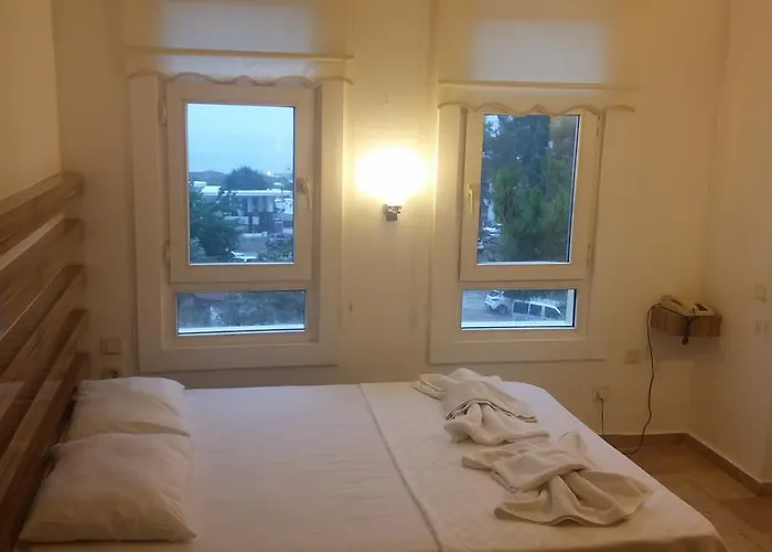 호텔 Pearl Of 말마리스