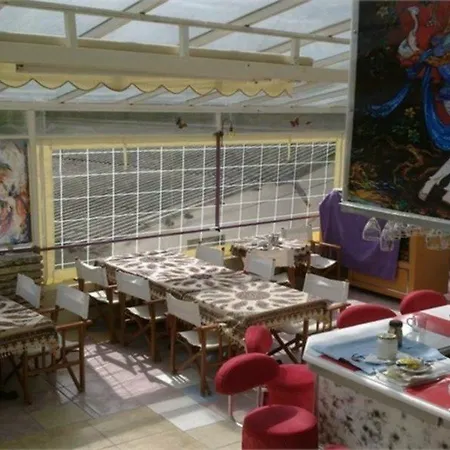 Hotel Pearl Of